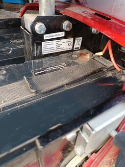 Elektrický invalidní vozík - 2