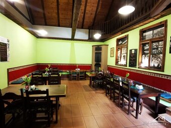 Restaurace, Pizzerie a byt v Lukách nad Jihlavou - 2