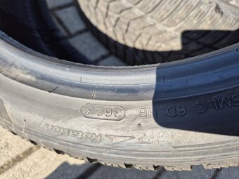148. 2 kusy zimních pneumatik Hankook 245/40/19 - 2