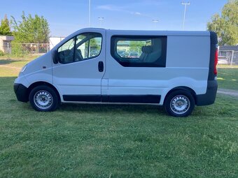 Opel Vivaro 2.5 Cdti - 107kw 6.míst závěs klima senzory - 2
