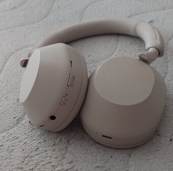 Bezdrátová sluchátka Sony Noise Cancelling WH-1000XM5, stříb - 2