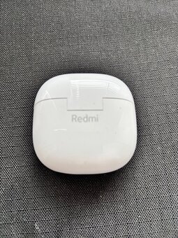 REDMI buts - 2