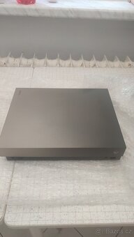 Xbox one X 1TB speciální edice - 2