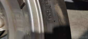 Prodám pneu BFGoodrich 205/55 R16 - 2