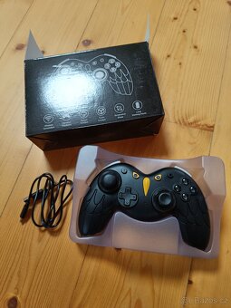Nintendo Switch - bezdrátový ovladač - 2