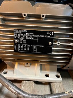 Elektromotor siemens Č21 - 2