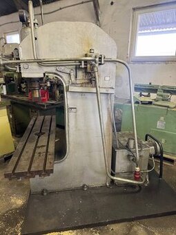 Hydraulický lis CDC 30 - 7 - 2