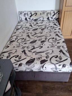 Válenda / postel 120x200 cm s úložným prostorem - 2