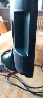 Samsung HDTV monitor SyncMasterT24B300 - 2