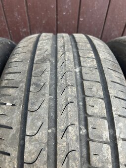 235/55/17 Pirelli Cinturato - 2