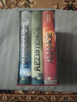 Trilogie. Prodej nebo swap - 2