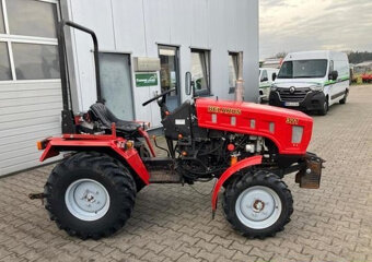 Traktor Belarus 321 - 2