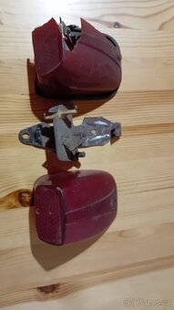 Prodám torza zadních světel Jawa - 2