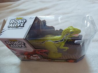 Robo Raptor - robotický dinosaurus - 2