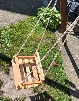 Dětská dřevěná houpačka - 2