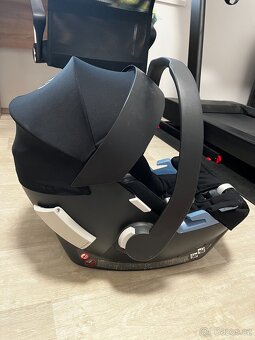 Cybex autosedačka Aton 5 + Aton základna 2-fix - 2