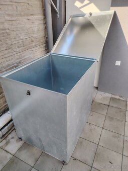 Plechová bedna/úložný box. - 2