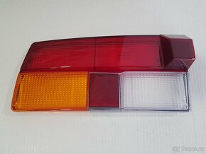 Sklo-kryt zadního světla ŠKODA 105, 120, 130, Rapid - 2