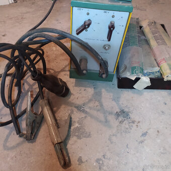 Transformátorová svářečka RTB-2 na 220V,nebo 380V;MEZ Brumov - 2