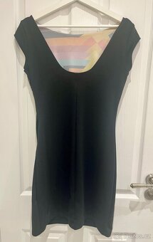 Desigual originál pouzdrové šaty - 2