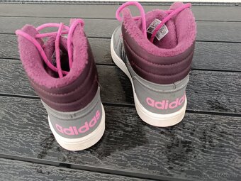 Dětské sportovní boty Adidas - 2