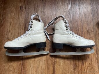 Dámské brusle,vel.35. - 2