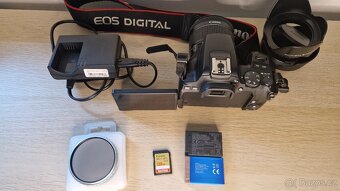 Fotoaparát CANON 250 D - 2
