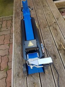 štípačka na dřevo tlak 7 tun - 2