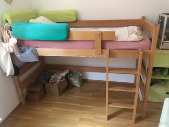 Dětská postel ze smrkového dřeva včetně kvalitní matrace - 2