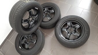 Disky-pneumatiky Ford Focus II - 6/5Jx16 ET-47,5 - 2