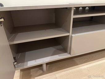 Televizní stolek - 2