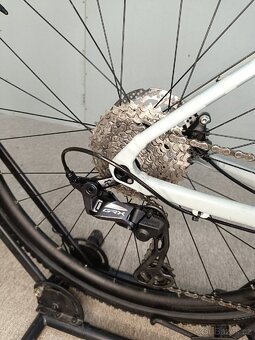 Prodám gravel kolo CUBE - 2