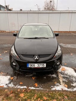 Mitsubishi Grandis - 2