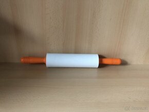 Váleček na nudle - 2