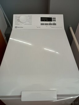 Pračka Electrolux ( záruka do 03/27) - 2