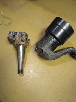 Prodám díly Zetor 6911-7711 - 2