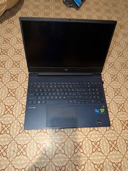 Herní notebook HP victus - 2
