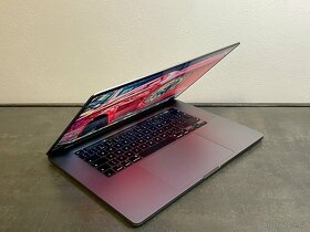 MacBook Pro 16" 2019 500GB / 16GB Space Gray - 2