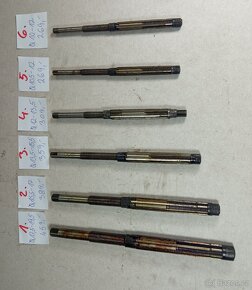 ruční stavitelné výstružníky CSN.n128 - 2