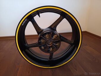 Zadní ráfek Yamaha R1 - 2