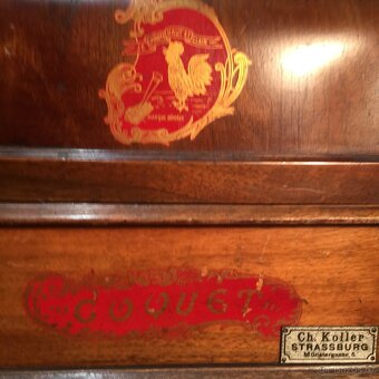 gramofon s troubo na kliku - fonograf 1900 - 2