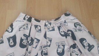 Retro objemová sukně s všitou objemovou spodničkou MOHITO - 2