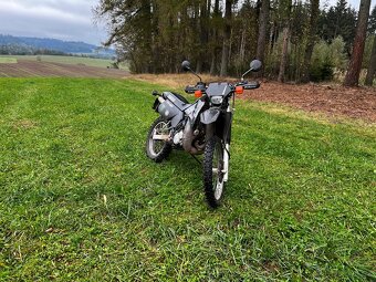 Yamaha DT 125 R (otevřená) - 2