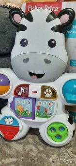 Fisher Price interaktivní chodítko Zebra - 2