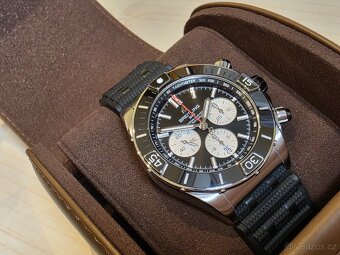 Breitling Super Chronomat 44 B01 - 2