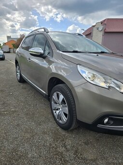 Prodám Peugeot 2008, 1,6 Benzim - 2