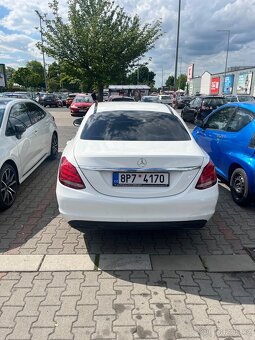 Mercedes-Benz - 2
