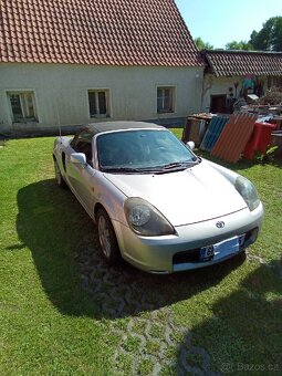 TOYOTA MR 2 - 2