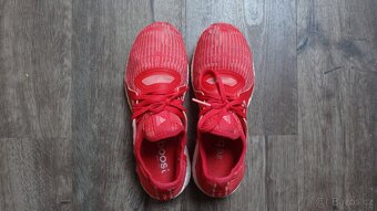 Běžecké boty ADIDAS – PureBOOST X v.38 2/3 - 2