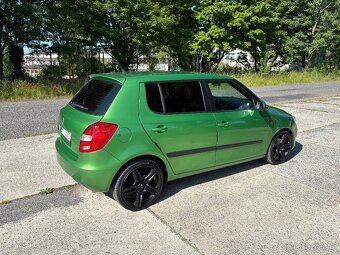 ŠKODA FABIA 2 1.2 TFSi 90kw Málo km - 2